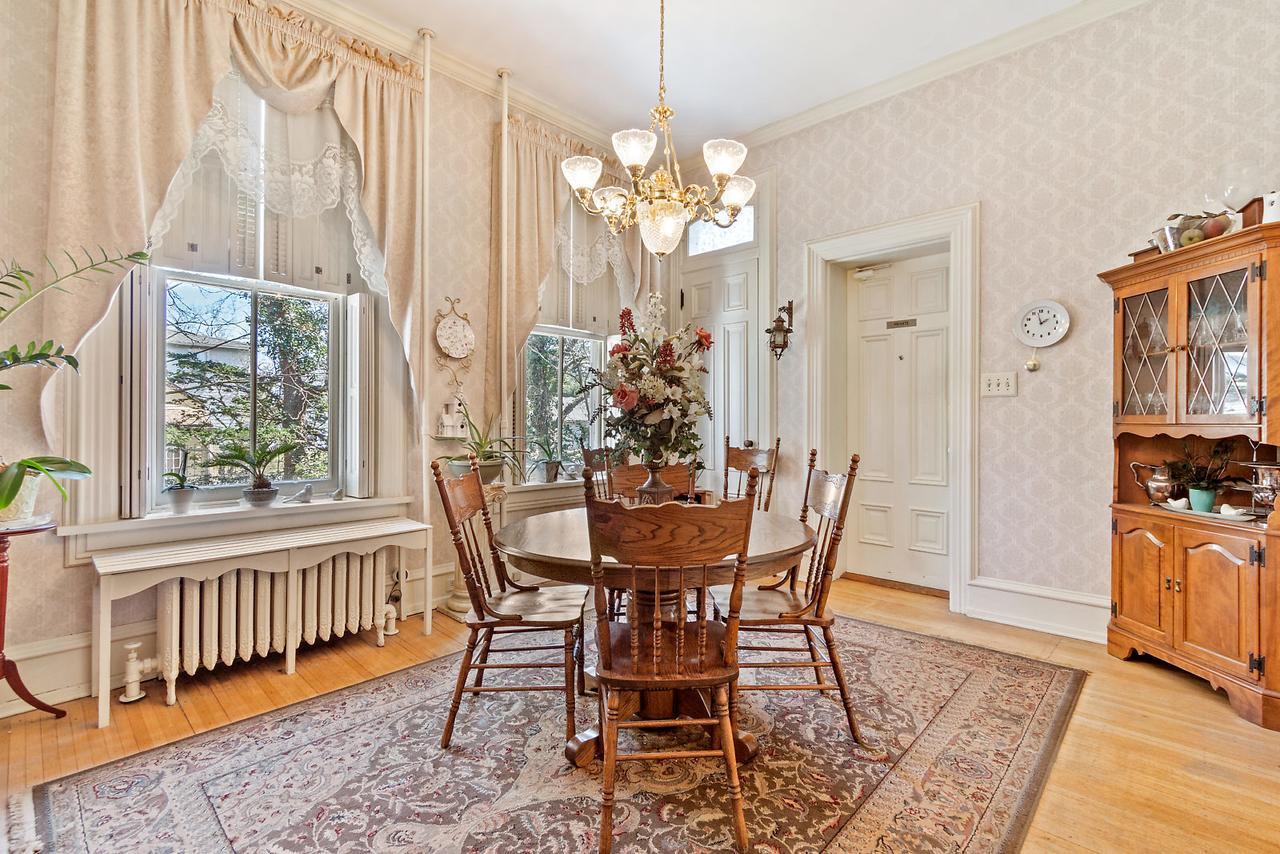 Lovelace Manor Bed And Breakfast Ланкастер Экстерьер фото